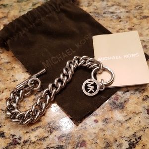Michael Kors silver toggle bracelet